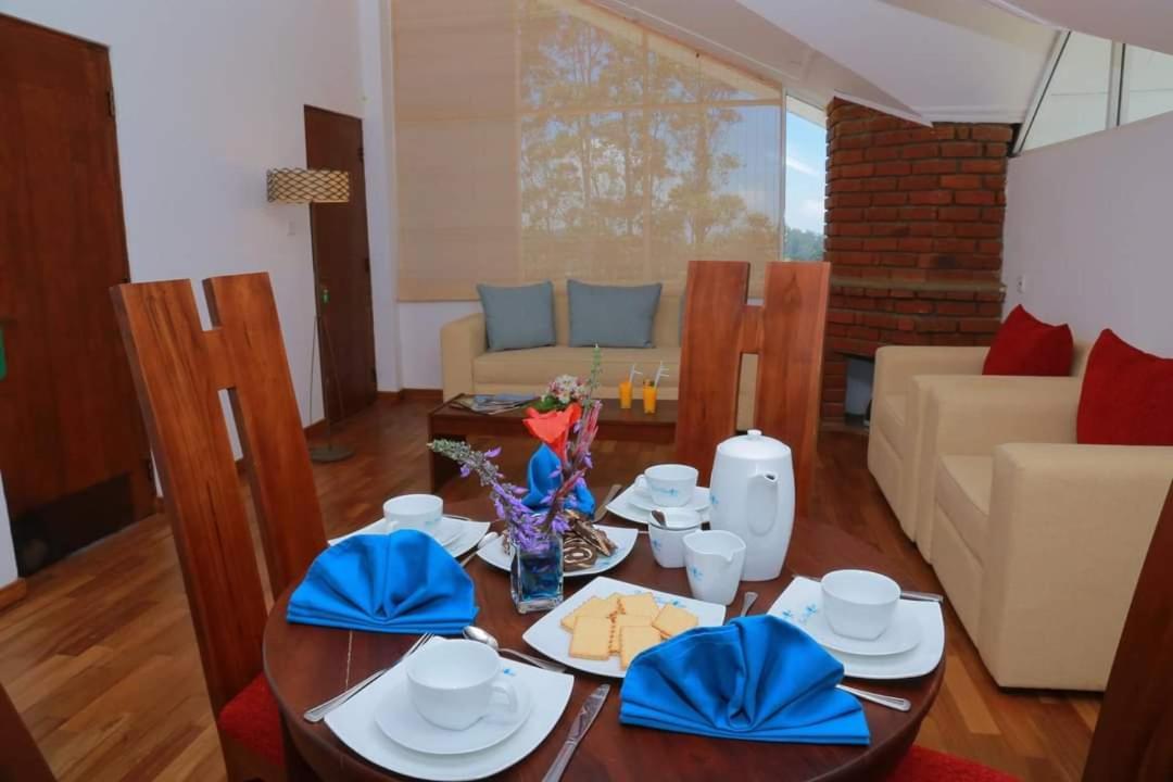 Blue Meadows Nuwaraeliya Hotel Nuwara Eliya Ngoại thất bức ảnh