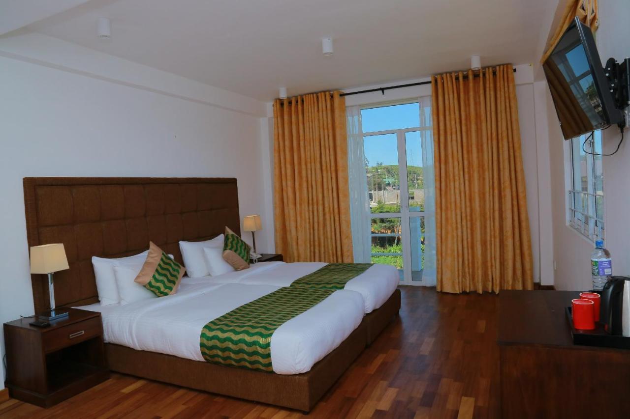 Blue Meadows Nuwaraeliya Hotel Nuwara Eliya Ngoại thất bức ảnh